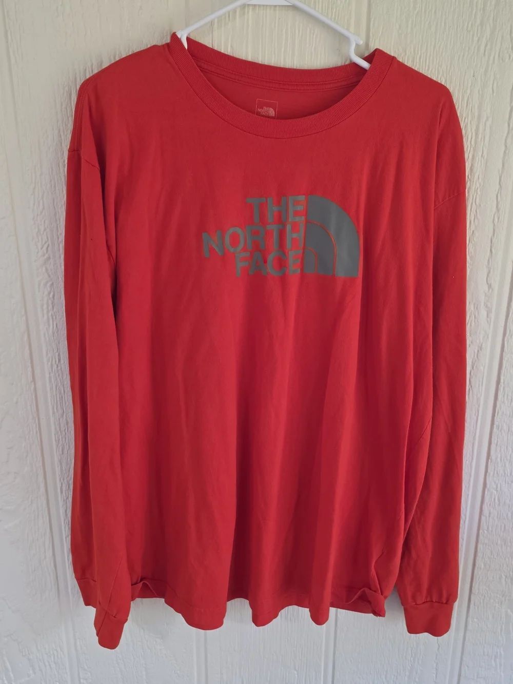 Men's The North Face Red Long Sleeve Logo Tee, Size XL